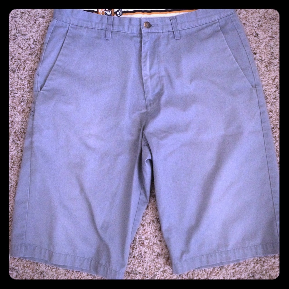 Volcom shorts